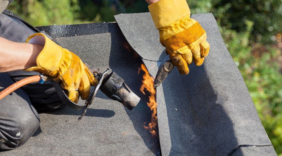 Expert top industrial roofings services in Woolstock, IA